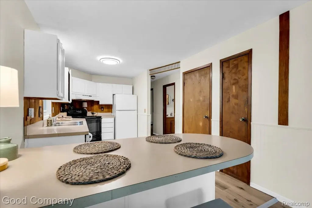 8569 Stonegate Drive Salem Township MI 48168