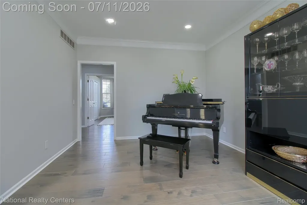 429 Delaford Court Canton Charter Township MI 48188