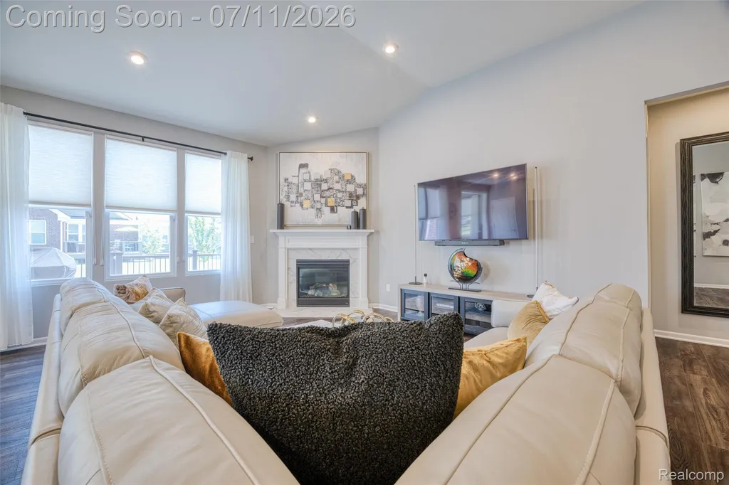 48847 Windfall Road Novi City MI 48374