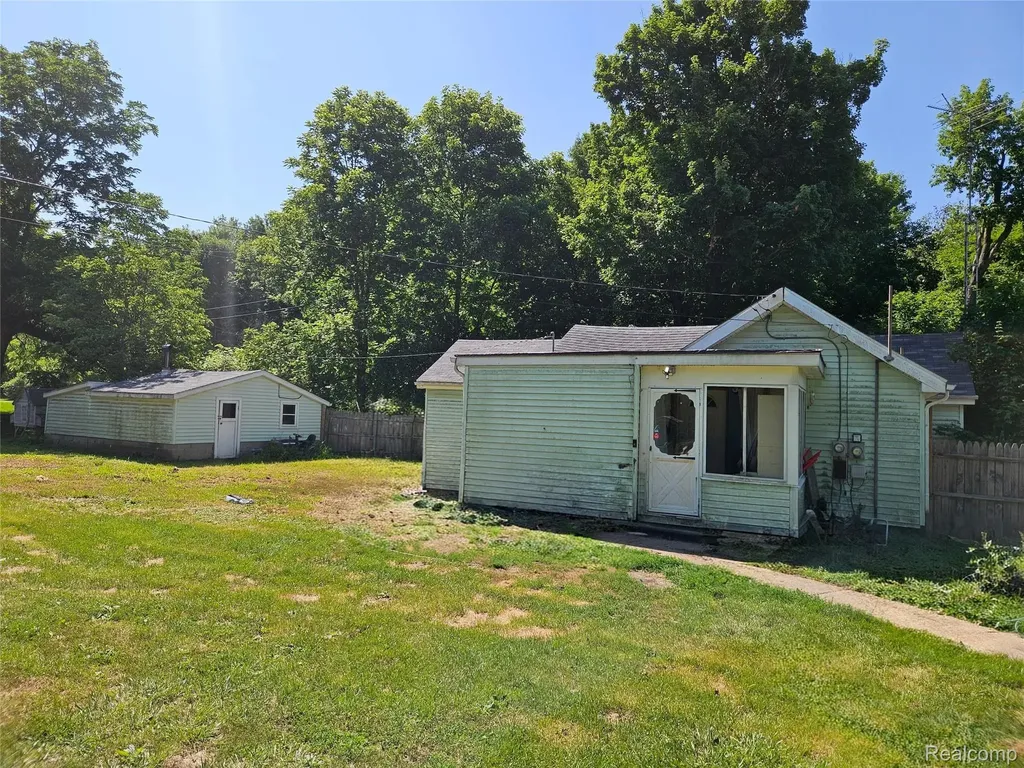 6406 12th Street Otter Lake Village MI 48464
