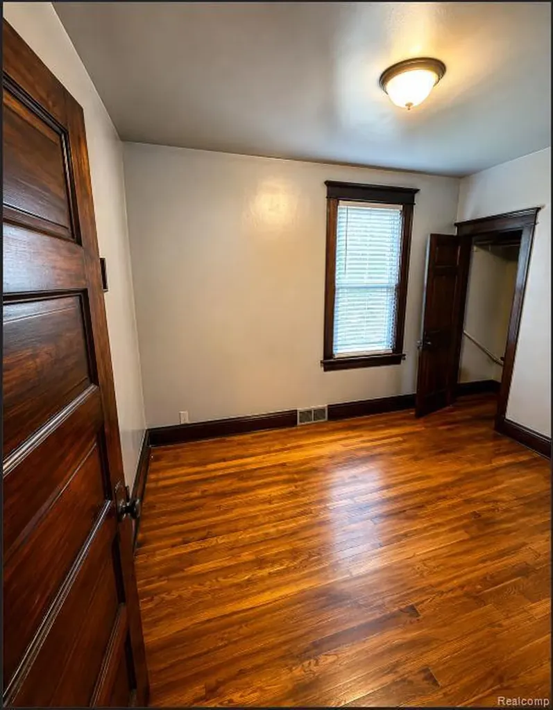 4427 Helen Street Detroit City MI 48207