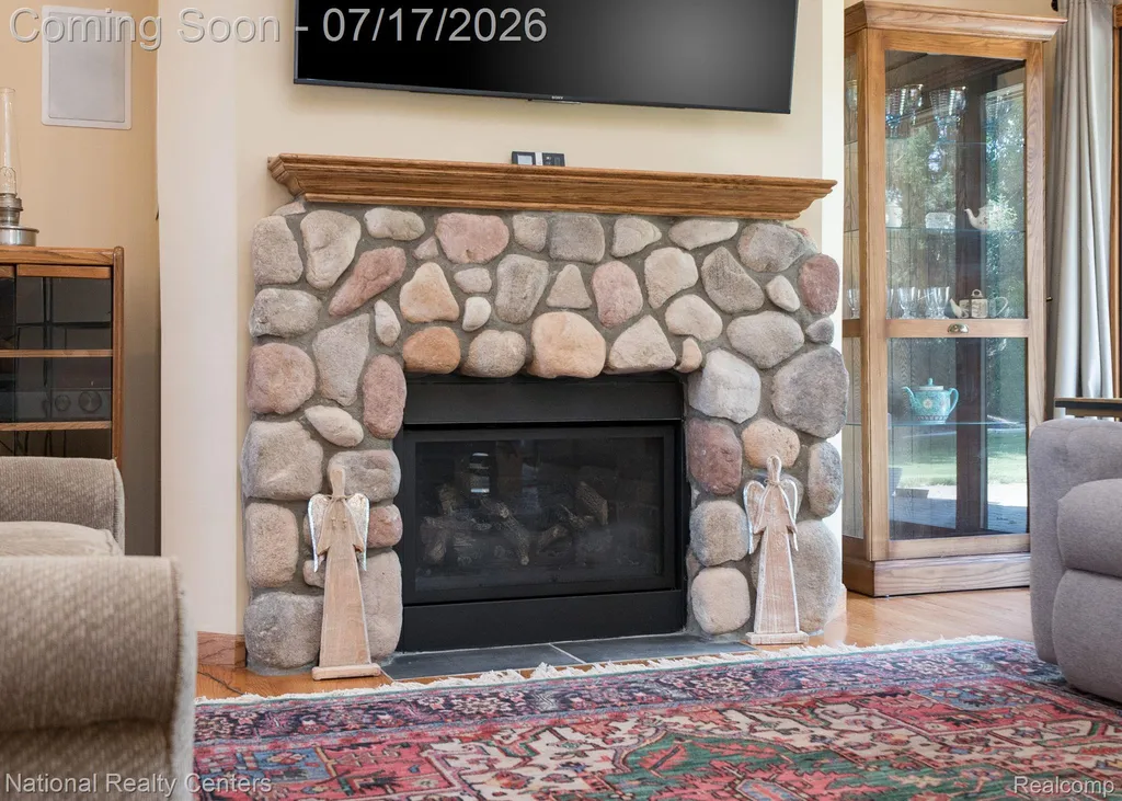 1021 Valleyview Drive Orion Charter Township MI 48348
