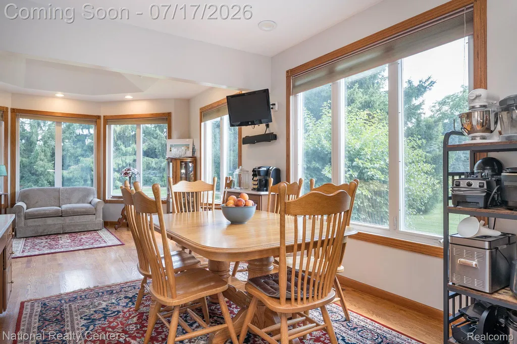 1021 Valleyview Drive Orion Charter Township MI 48348