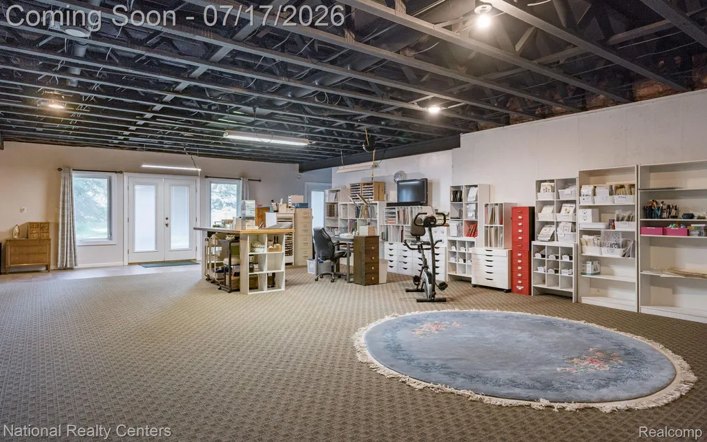 1021 Valleyview Drive Orion Charter Township MI 48348