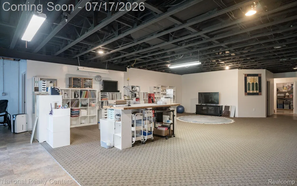 1021 Valleyview Drive Orion Charter Township MI 48348