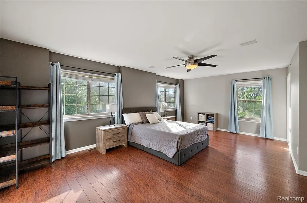 456 Boardwalk Drive Walled Lake City MI 48390