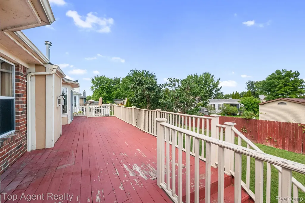 52806 Muirfield Drive Chesterfield Township MI 48051