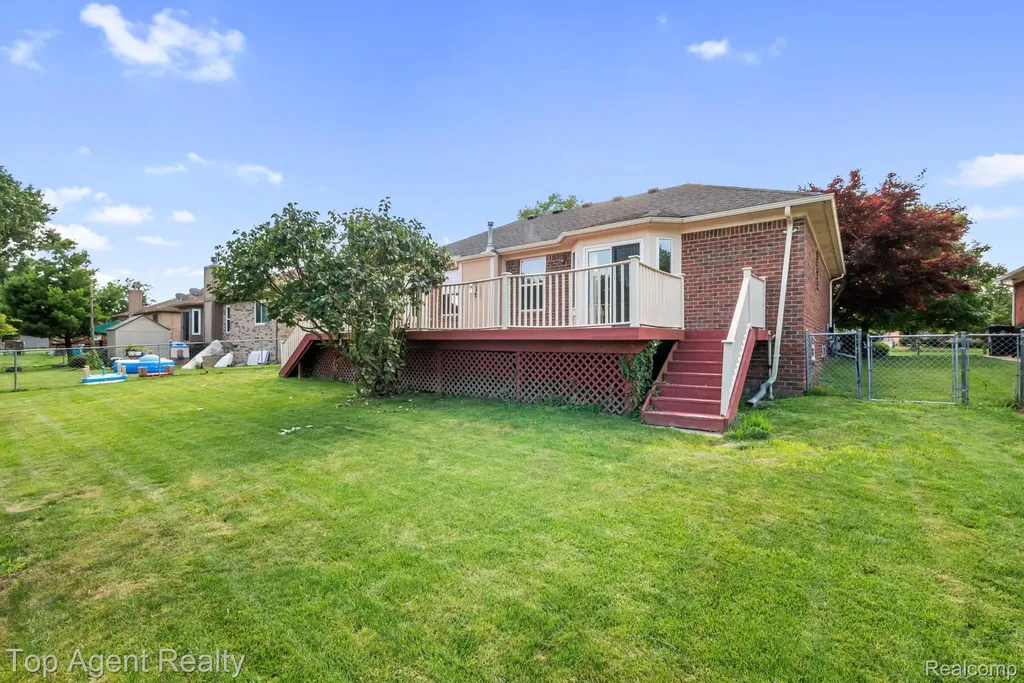 52806 Muirfield Drive Chesterfield Township MI 48051