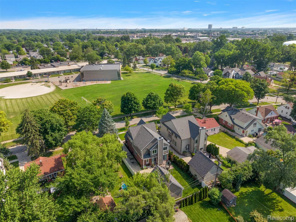 1708 Humphrey Avenue Birmingham City MI 48009