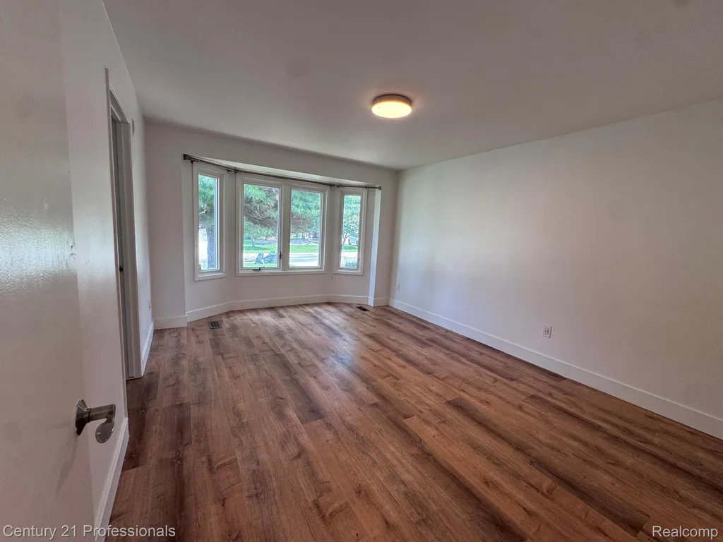 46839 Scotch Pine Lane Macomb Township MI 48042