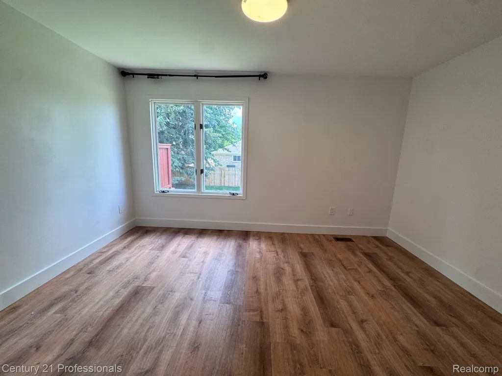 46839 Scotch Pine Lane Macomb Township MI 48042