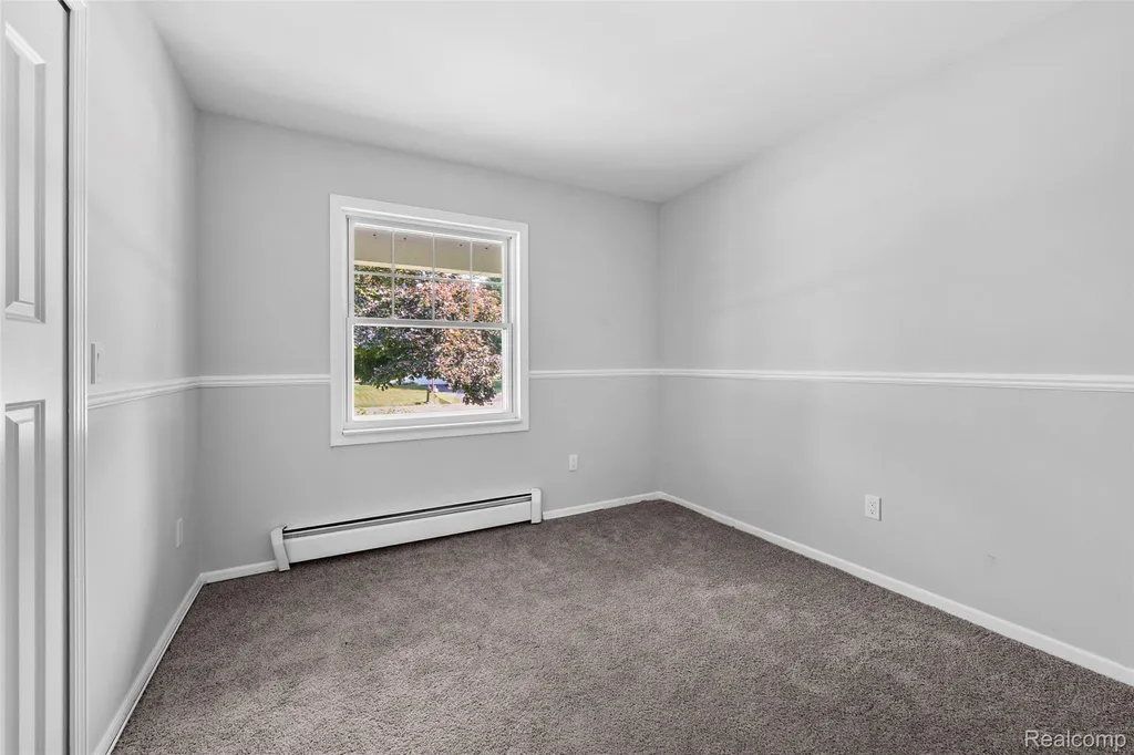 13428 Sequoia Lane Green Oak Township MI 48178