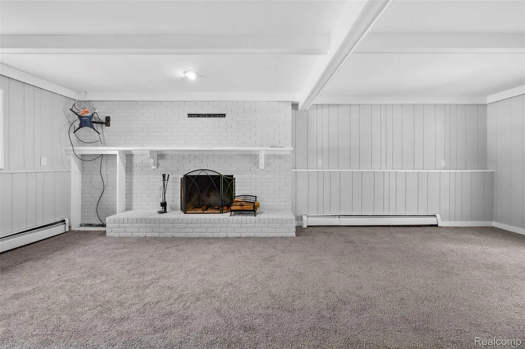 13428 Sequoia Lane Green Oak Township MI 48178