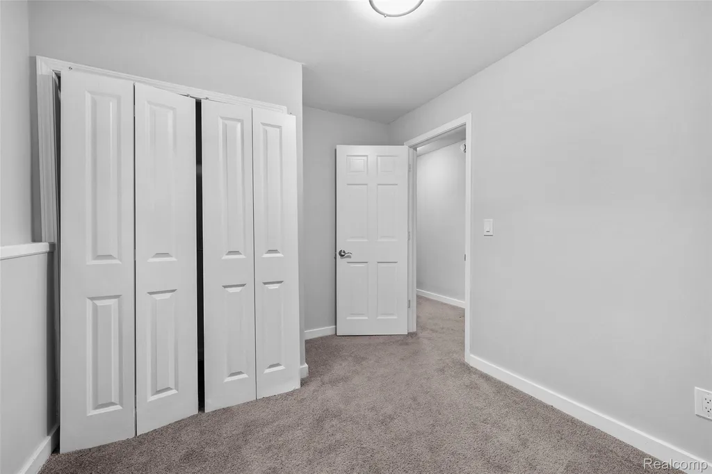 13428 Sequoia Lane Green Oak Township MI 48178