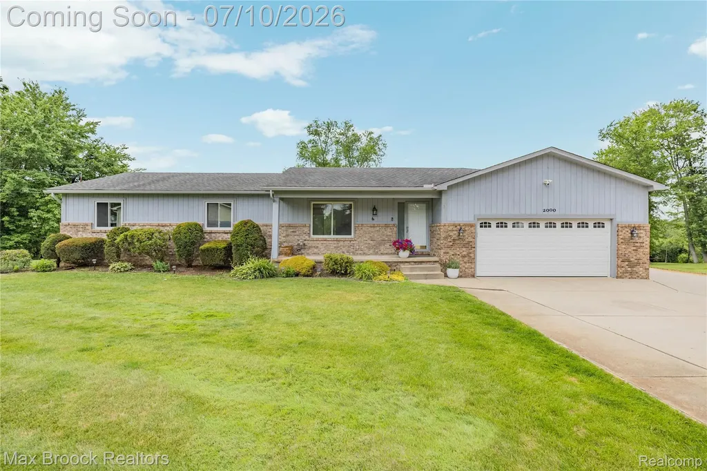2000 Matthew Street Commerce Charter Township MI 48390