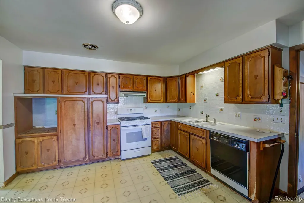 8728 Rynn Road Kenockee Township MI 48006