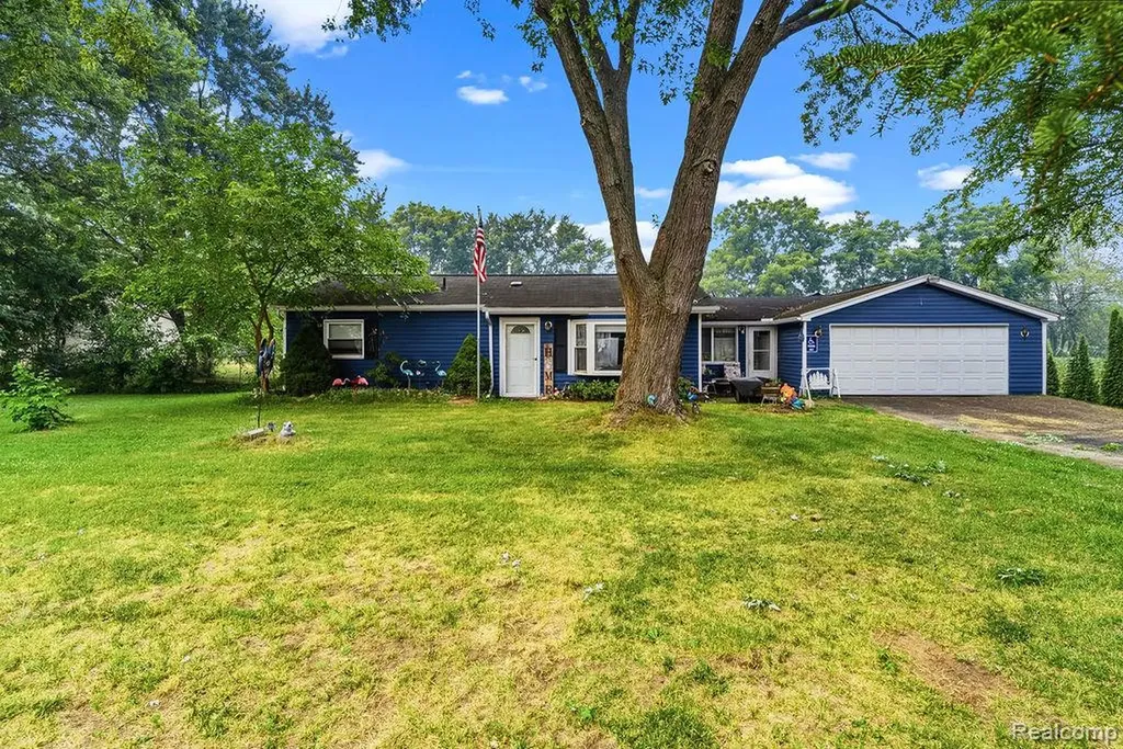 6479 Nightingale Drive Genesee Charter Township MI 48506