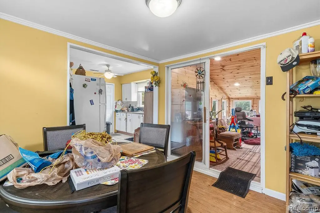 6479 Nightingale Drive Genesee Charter Township MI 48506