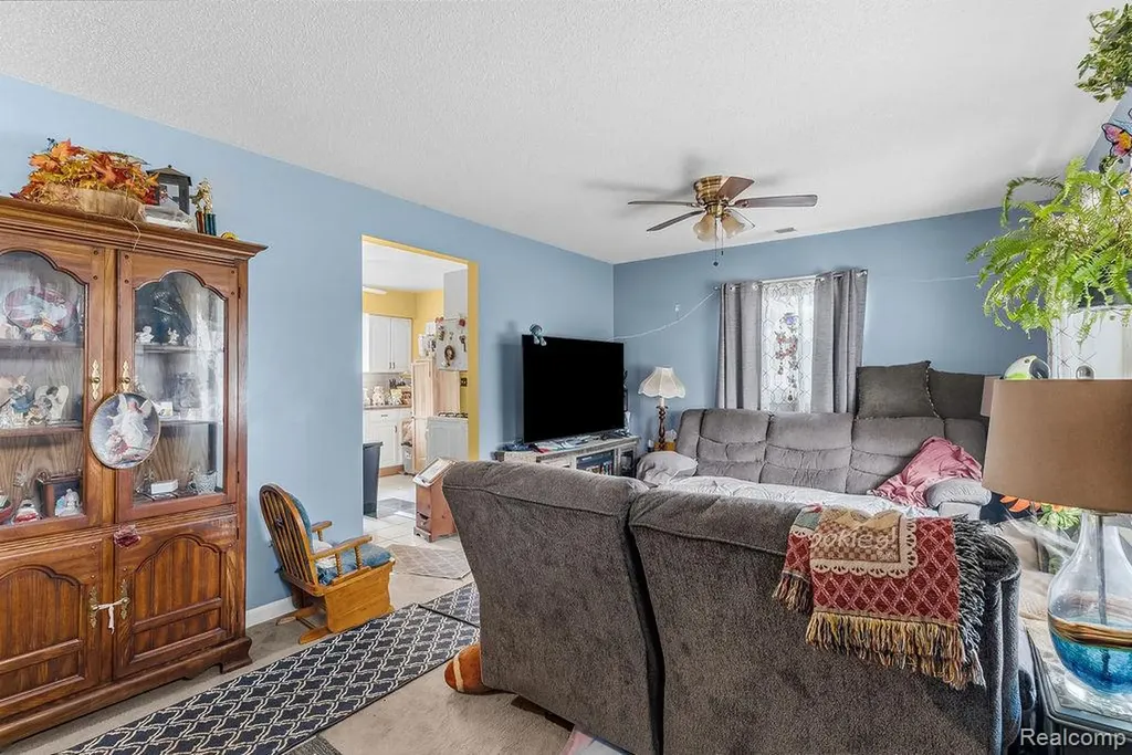6479 Nightingale Drive Genesee Charter Township MI 48506