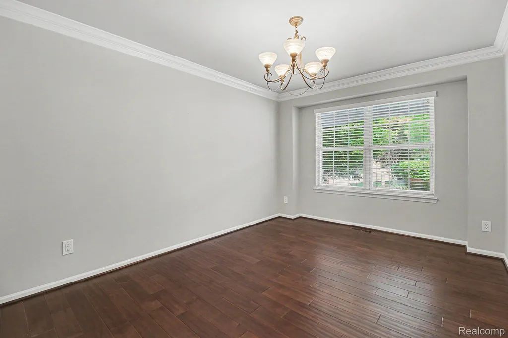 6573 Summit Ridge Independence Charter Township MI 48346