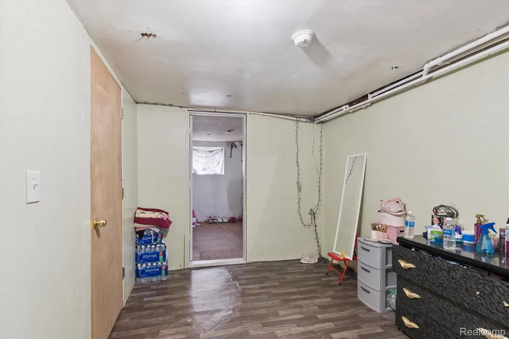 2333/2335 Ferris Street Detroit City MI 48209