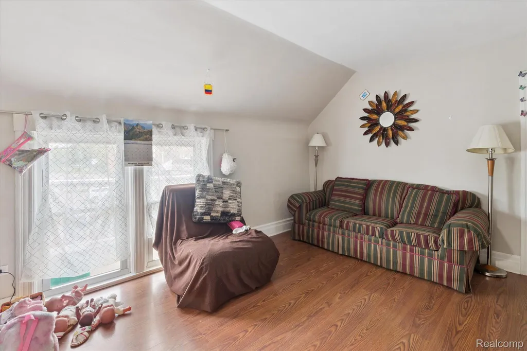 2333/2335 Ferris Street Detroit City MI 48209