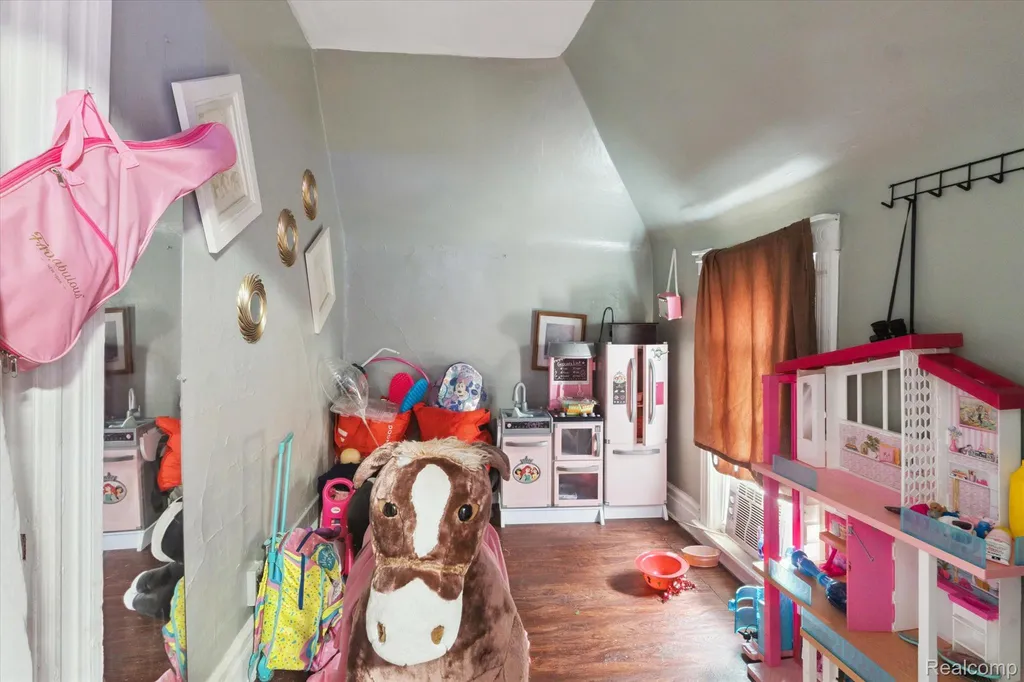 2333/2335 Ferris Street Detroit City MI 48209