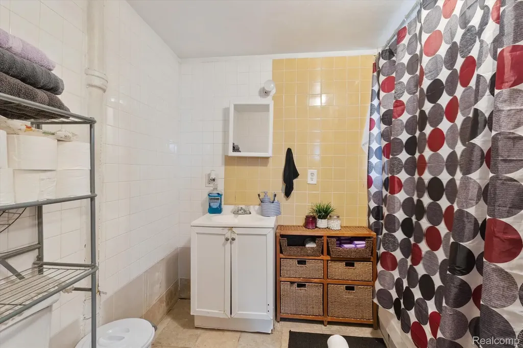 2333/2335 Ferris Street Detroit City MI 48209