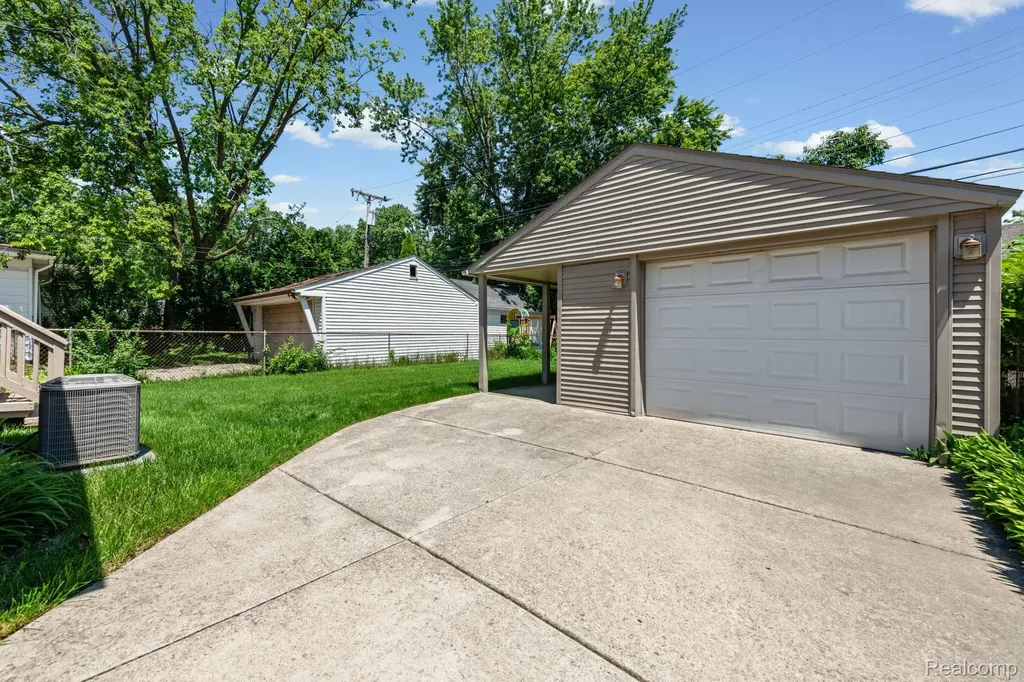 3323 Houston Street Dearborn City MI 48124