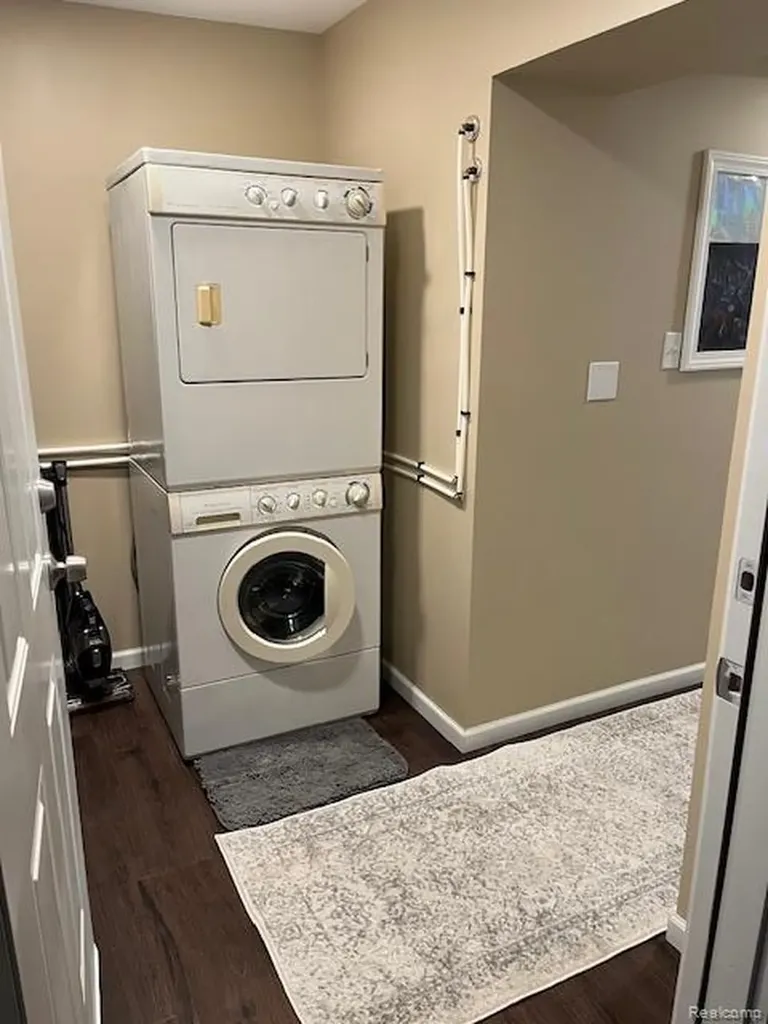 318 Brown Street Roscommon Township MI 48630
