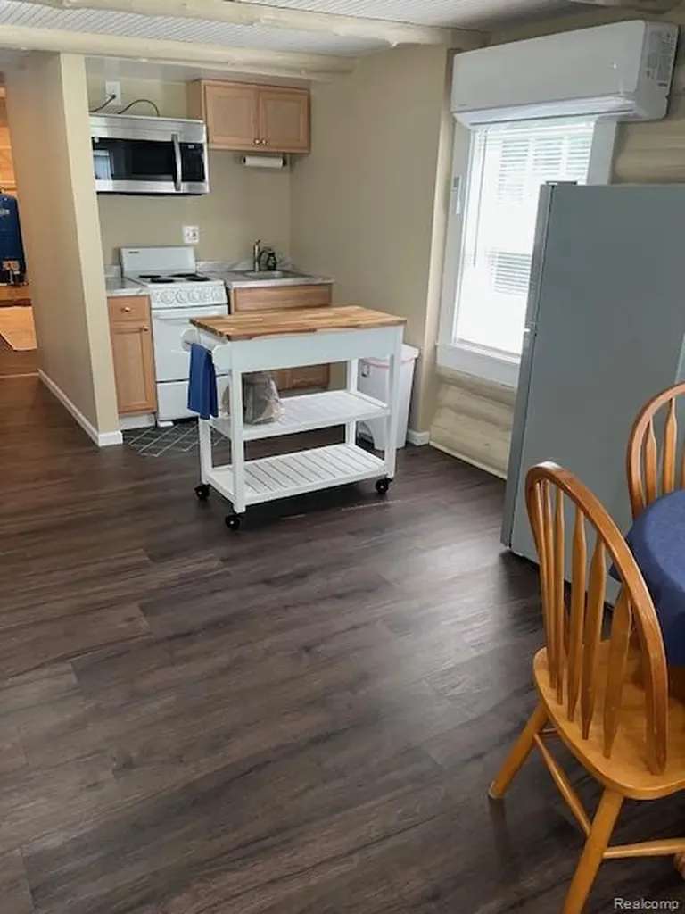 318 Brown Street Roscommon Township MI 48630