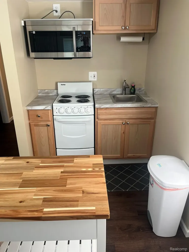 318 Brown Street Roscommon Township MI 48630