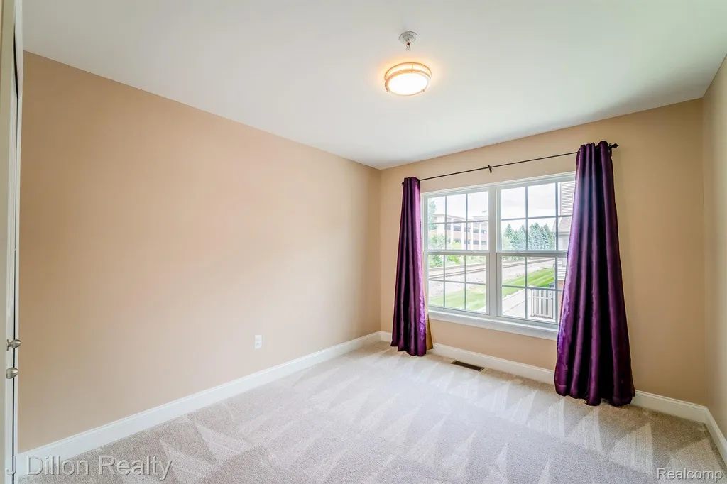 22334 Abbey Lane Dearborn City MI 48124