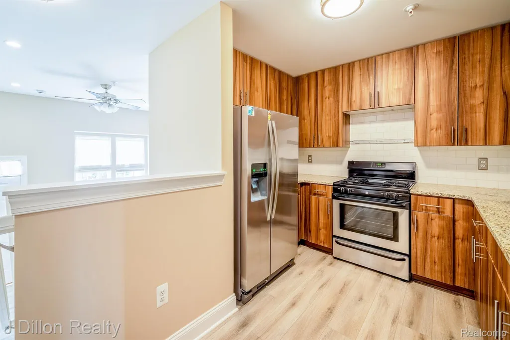 22334 Abbey Lane Dearborn City MI 48124