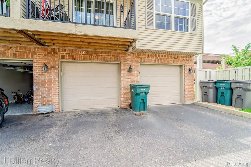 22334 Abbey Lane Dearborn City MI 48124