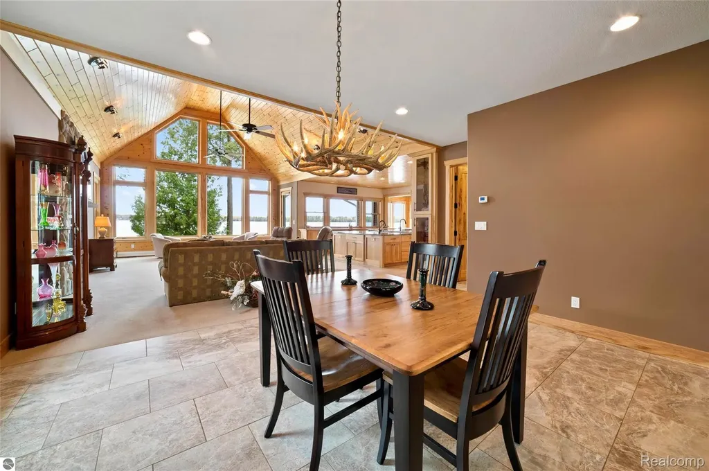 4805 E Shore Drive NE Coldsprings Township MI 49646