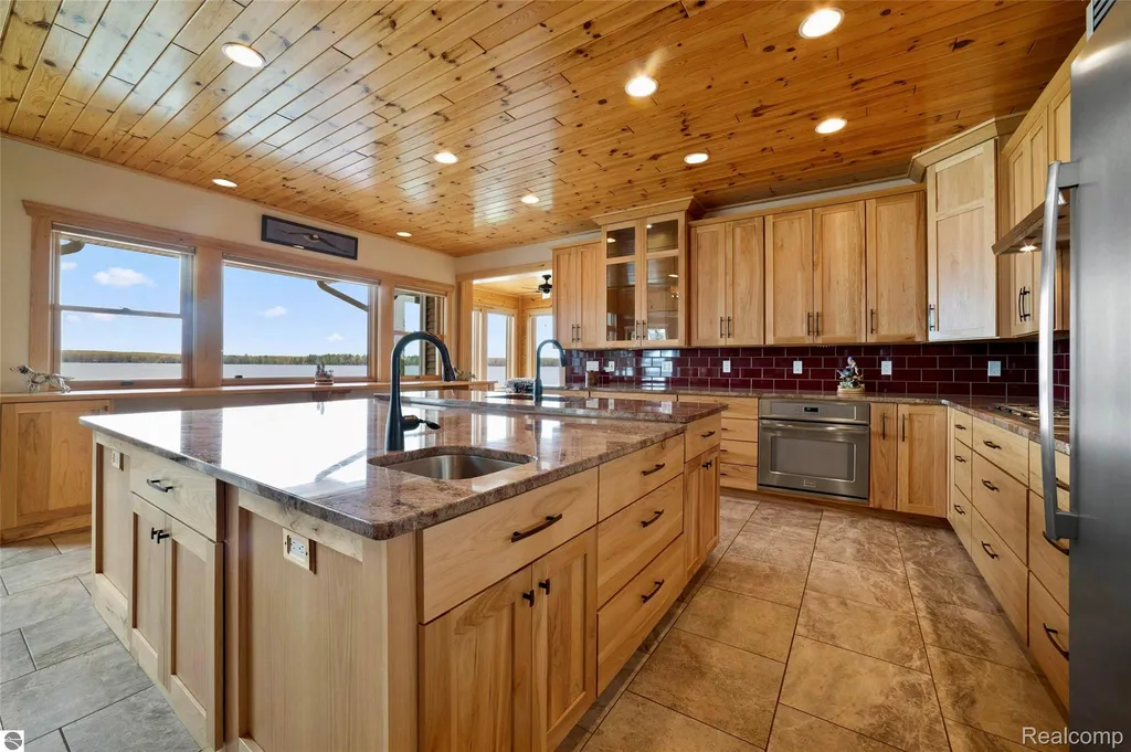 4805 E Shore Drive NE Coldsprings Township MI 49646