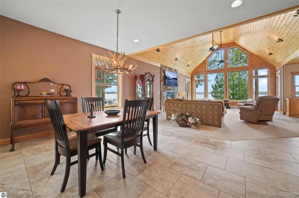 4805 E Shore Drive NE Coldsprings Township MI 49646