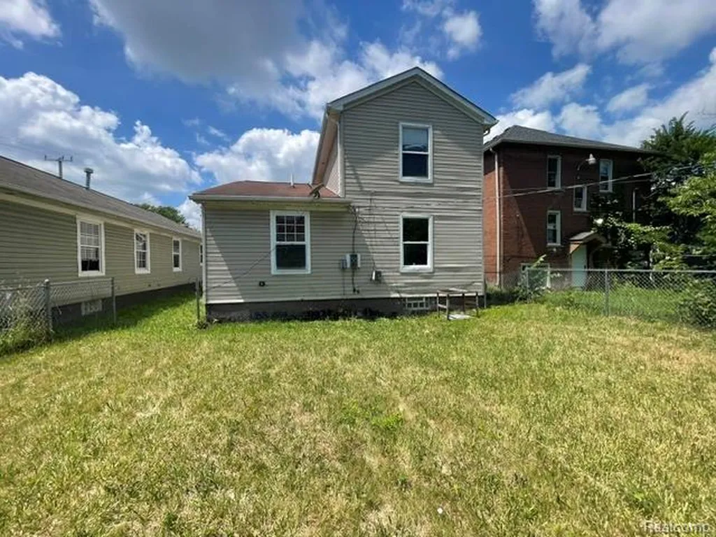 4808 Dickerson Street Detroit City MI 48215