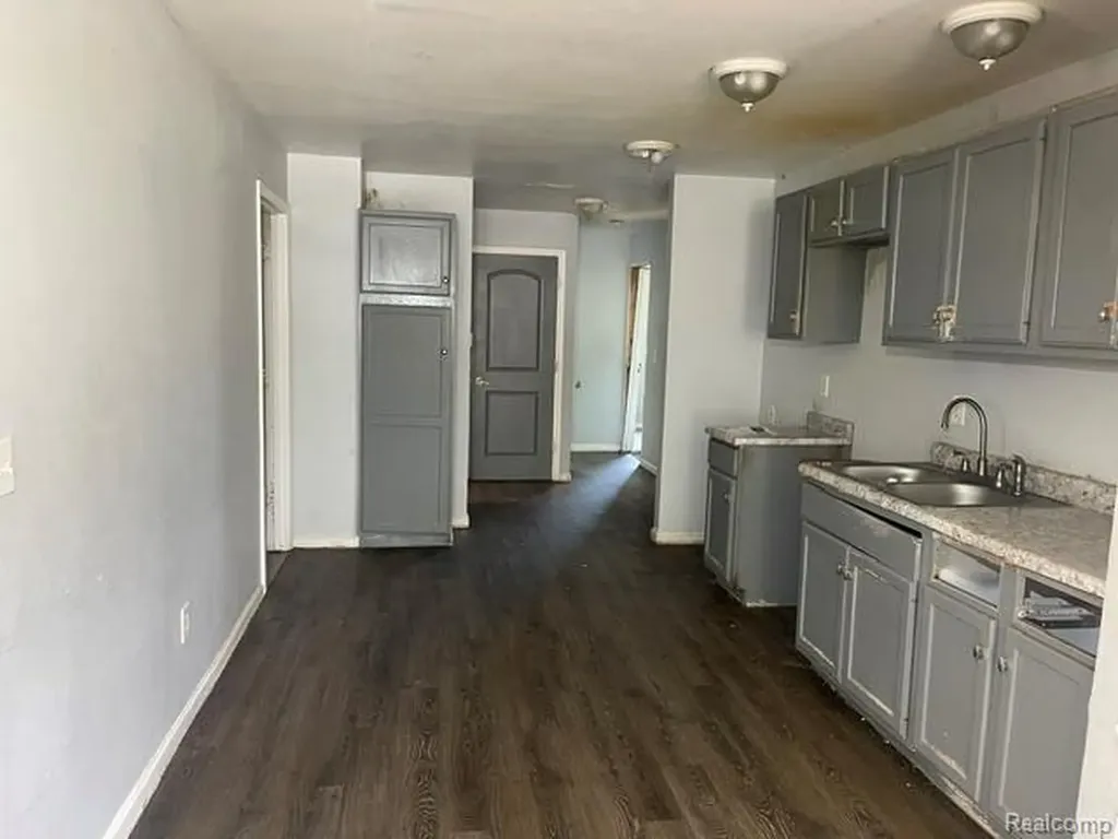 4808 Dickerson Street Detroit City MI 48215