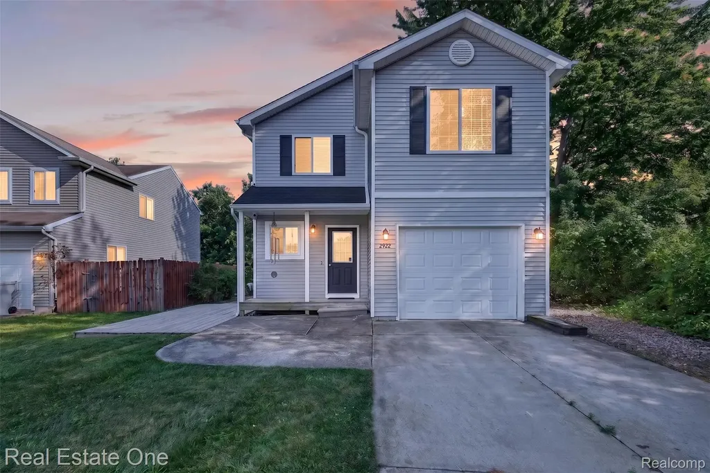8923 Ash Drive Northfield Township MI 48189