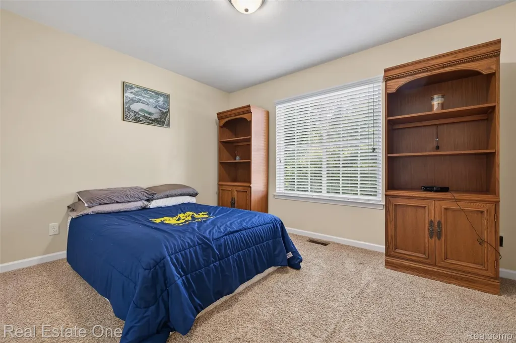 8923 Ash Drive Northfield Township MI 48189