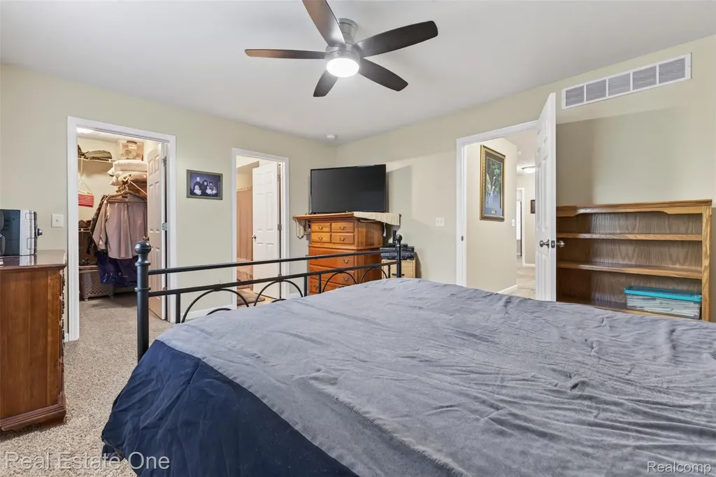 8923 Ash Drive Northfield Township MI 48189