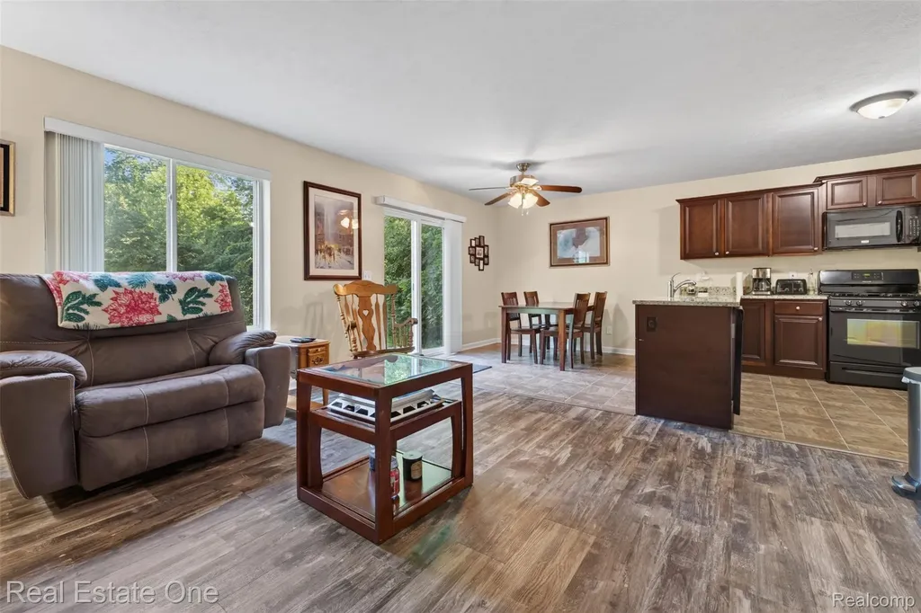 8923 Ash Drive Northfield Township MI 48189
