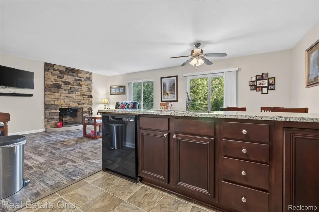 8923 Ash Drive Northfield Township MI 48189