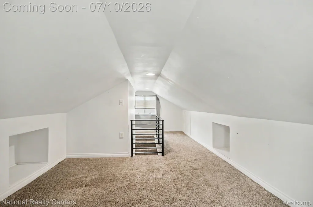 551 E Maplehurst Street Ferndale City MI 48220