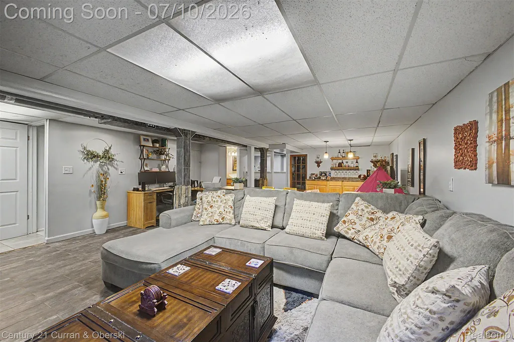 1596 W 13 Mile Road Madison Heights City MI 48071