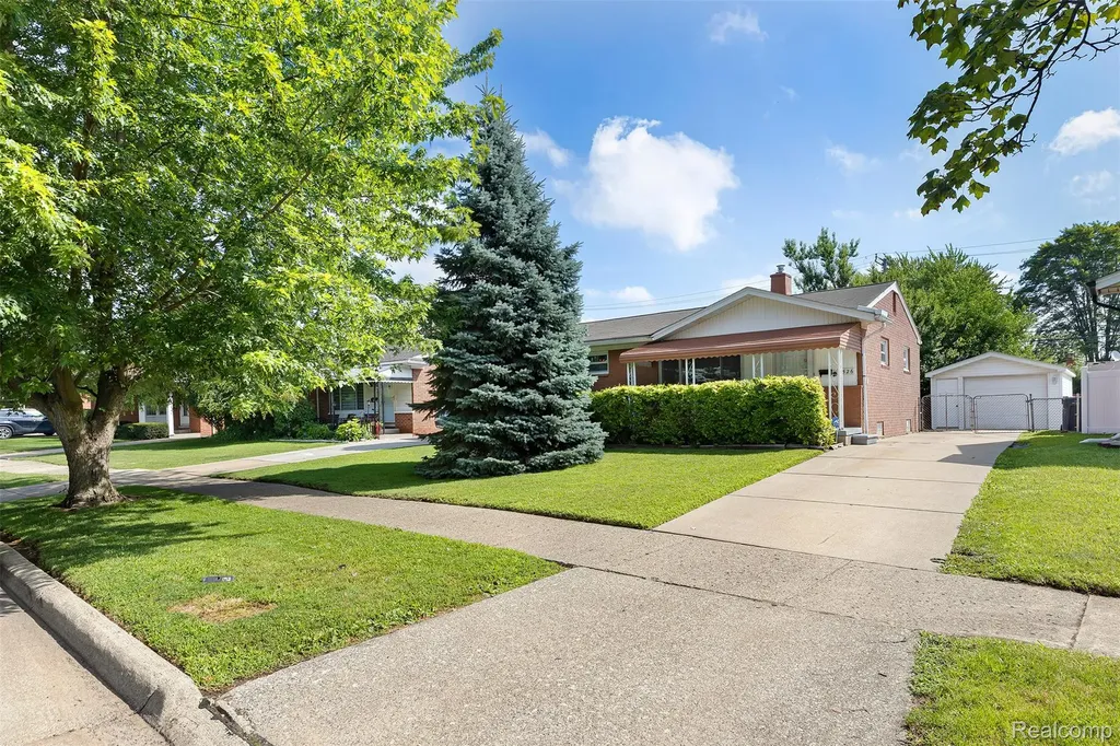3526 Mckitrick Street Melvindale City MI 48122