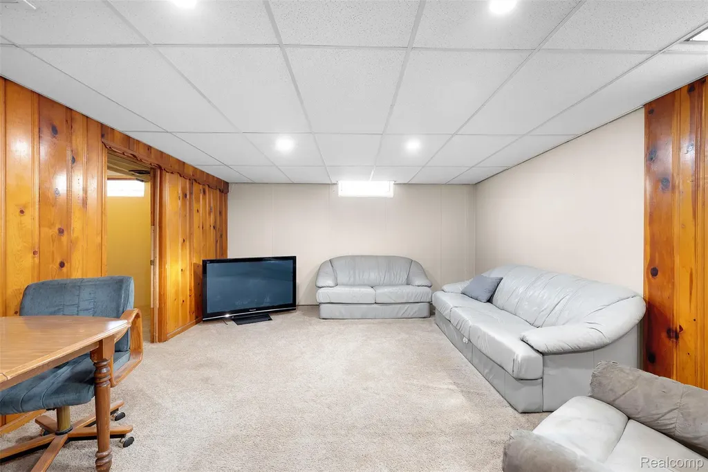 3526 Mckitrick Street Melvindale City MI 48122