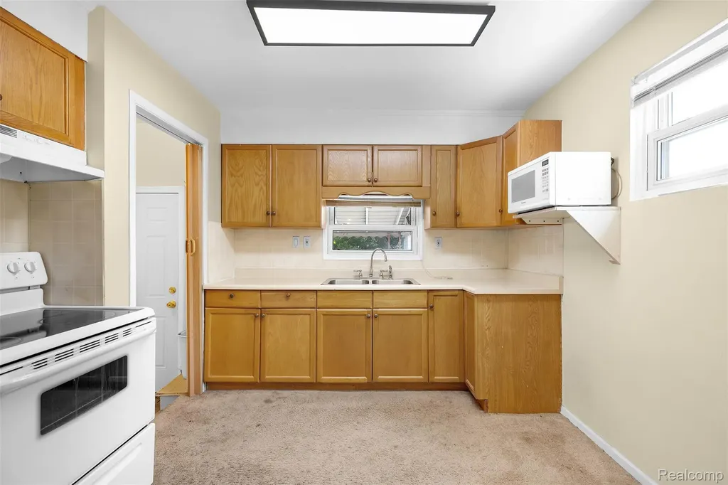 3526 Mckitrick Street Melvindale City MI 48122